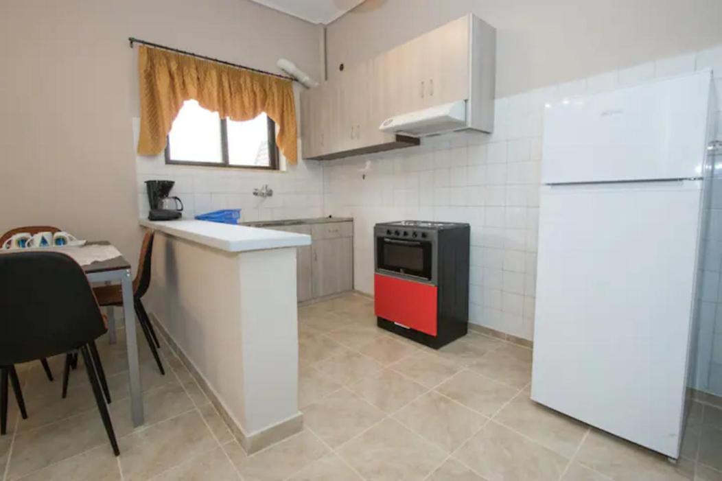 Vasileiou Apartments Kamena Vourla Exterior photo
