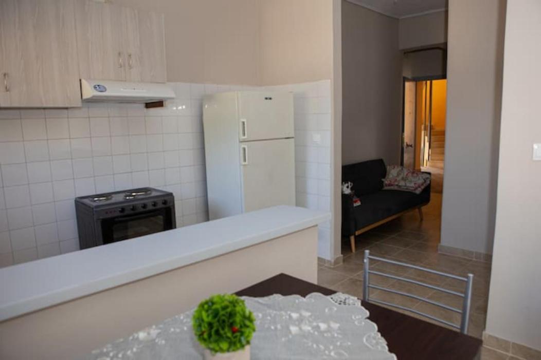 Vasileiou Apartments Kamena Vourla Exterior photo